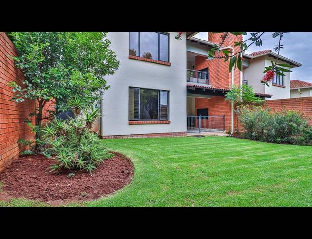 3 BEDROOM PROPERTY TO RENT IN GREENSTONE HILL